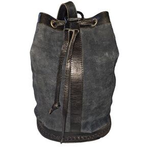 Elliott Luca vintage suede bucket bag‎